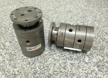 Two ATN rotary unions