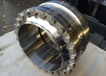Large ATN swivel joint with bolted flange
