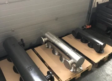Swivel joints on a pallet